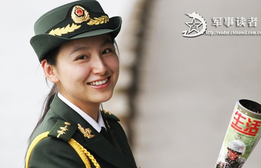 高清:美丽<em>女</em>军官建功军营 战友<em>爱称</em>衡管家【