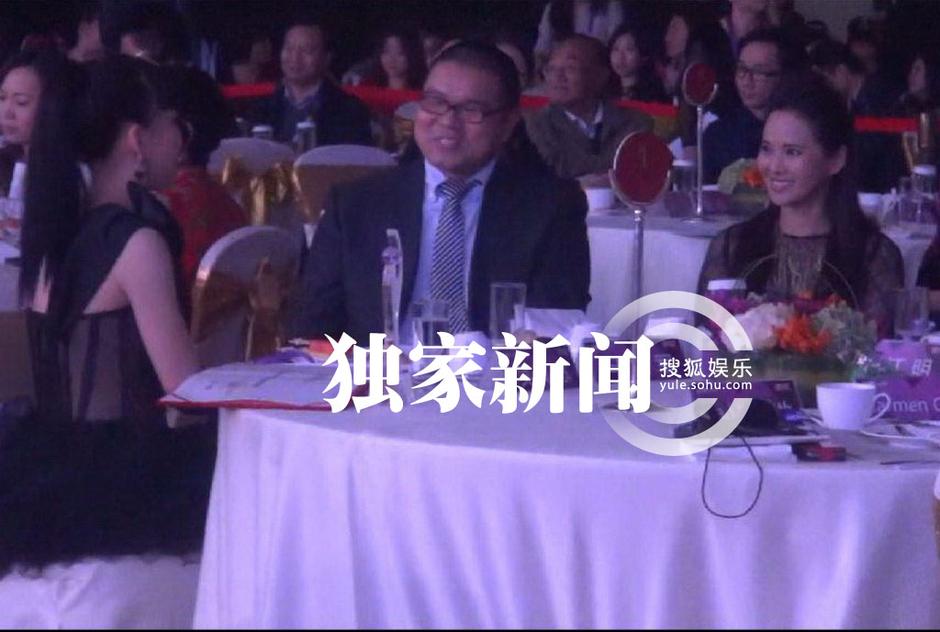 吴莫愁伊能静图片