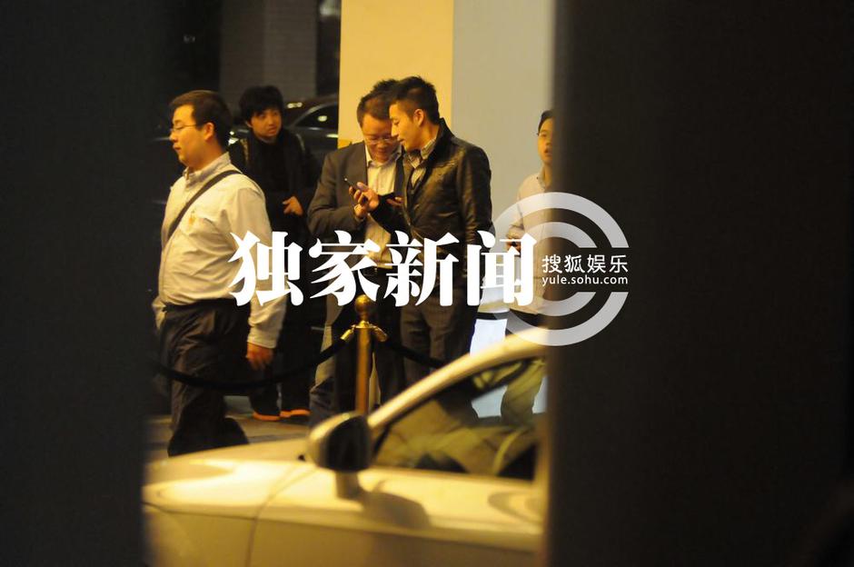 许雅钧现身比基尼派对(图)图片