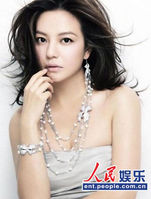 孤身丽影 风骚长腿美女图片