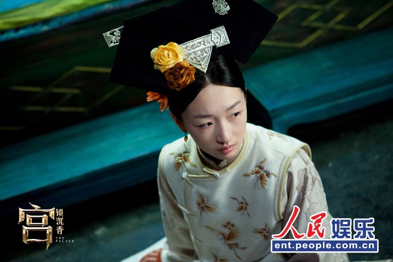 谋女郎 <em>周冬雨</em>出演清宫戏<em>处女</em>秀 多款造型曝光