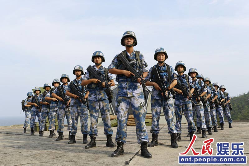 军事真人秀《<em>超级女兵</em>》:揭秘火凤凰诞生记【