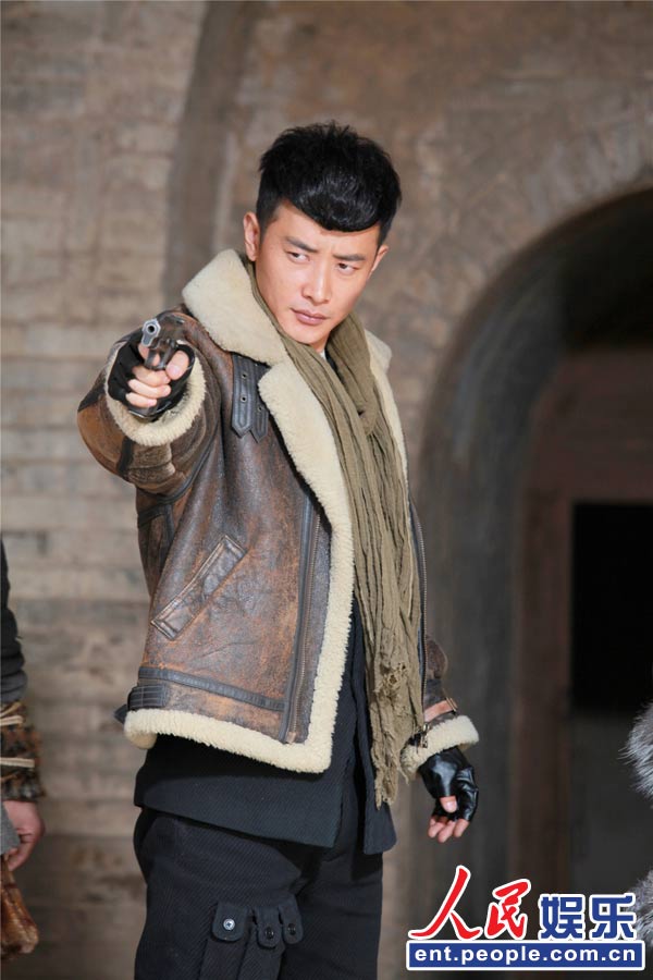 罗晋《传奇<em>奶奶</em>》将播 祖孙恋 亲热戏不尴尬【