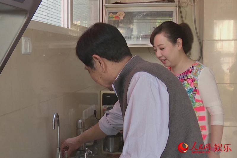 关凌个人资料简介,关凌老公姬云飞个人资料