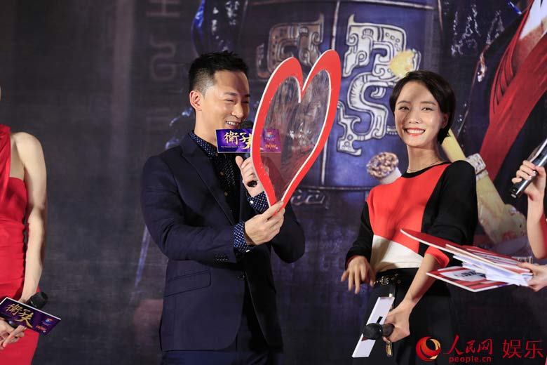 王珞丹带病助阵《卫子夫》发布会 林峰透露爱情观
