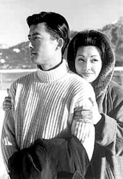 高曙光江姗1995年,在拍摄《我想有个家》时,高曙光与江珊相恋,并在