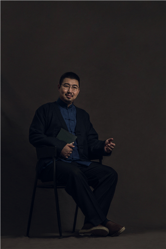 南派三叔携《盗墓》亮相戛纳 80后作家红毯首秀