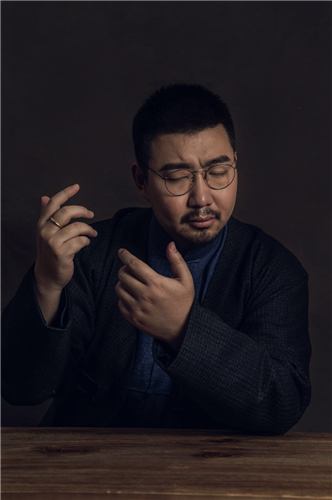 南派三叔携《盗墓》亮相戛纳 80后作家红毯首秀