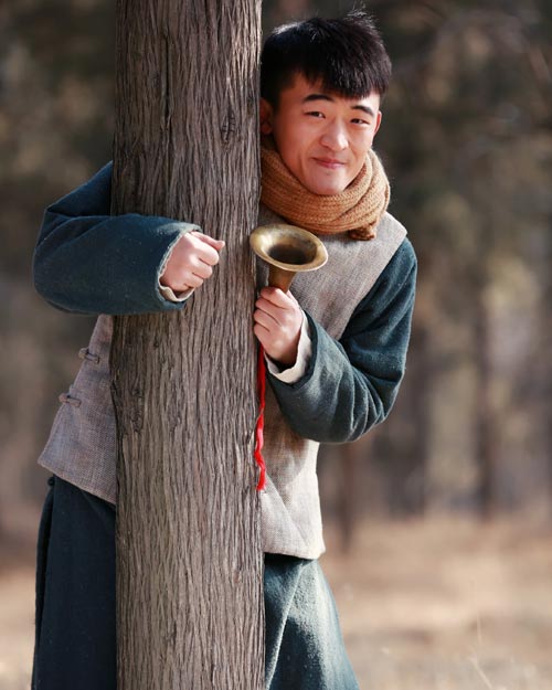 年代大剧《豆娘》开播 姜寒乐观面对悲惨人生