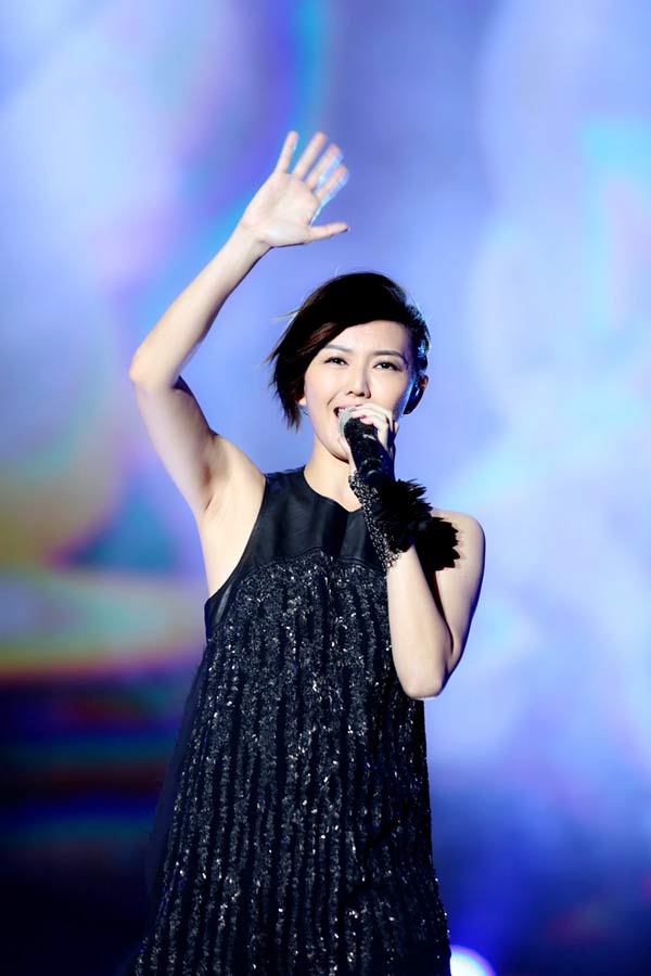 JessieJ白薛之谦蔡依林引爆全场 echo回声嘉年华落幕