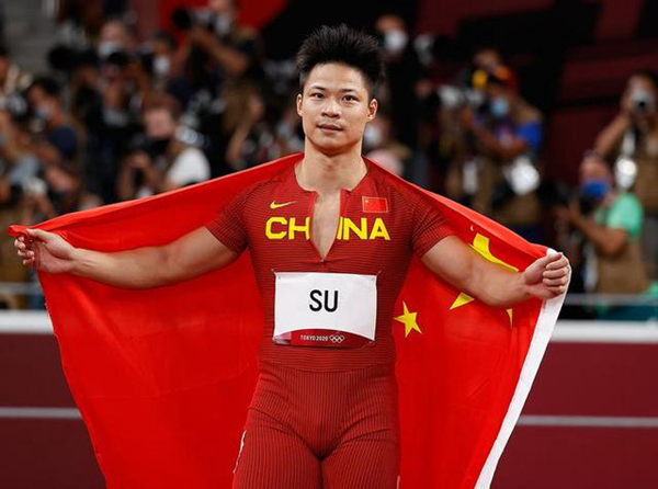 這6個人，代表中國體育榮耀點燃全運會圣火