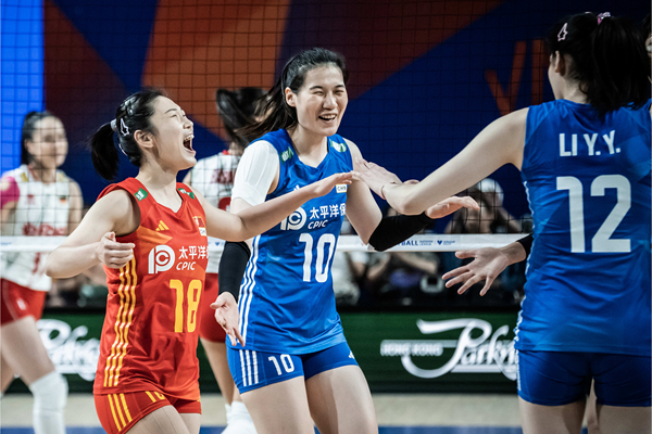 全力备战巴黎奥运会丨世界女排联赛：中国队3比1逆转保加利亚队豪取六连胜
