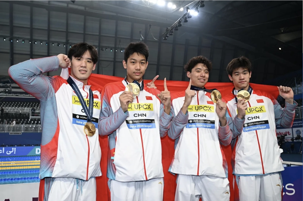 中国队夺得2024年游泳世锦赛男子4×100米自由泳接力冠军。 图片来源：世界泳联官网