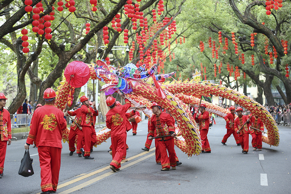 “舞动中国龙”——龙舞大巡游活动现场。主办方供图