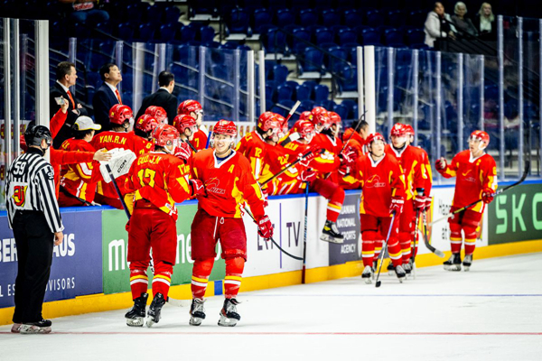 男人冰球世锦赛丨中国队7:1年夜胜西班牙队收成两连胜