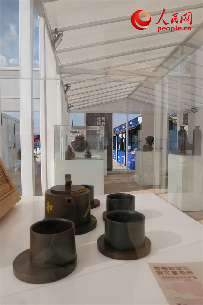 չ���ֳ������������� Τ������