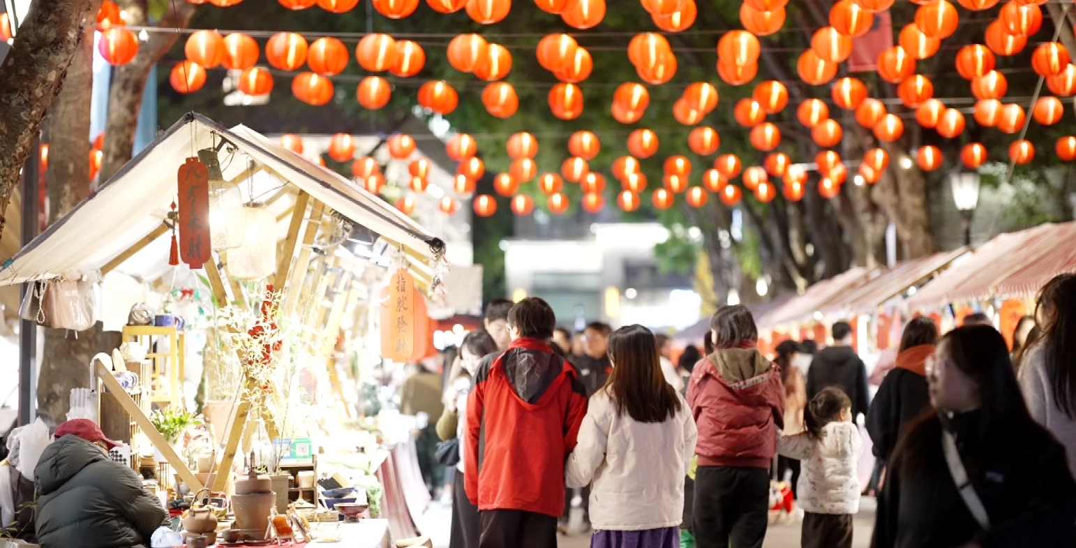 夜游祖庙。受访者供图