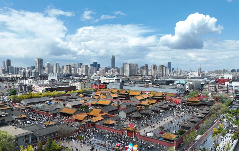 沈阳故宫：400岁古代宫殿与城市一起日新月异