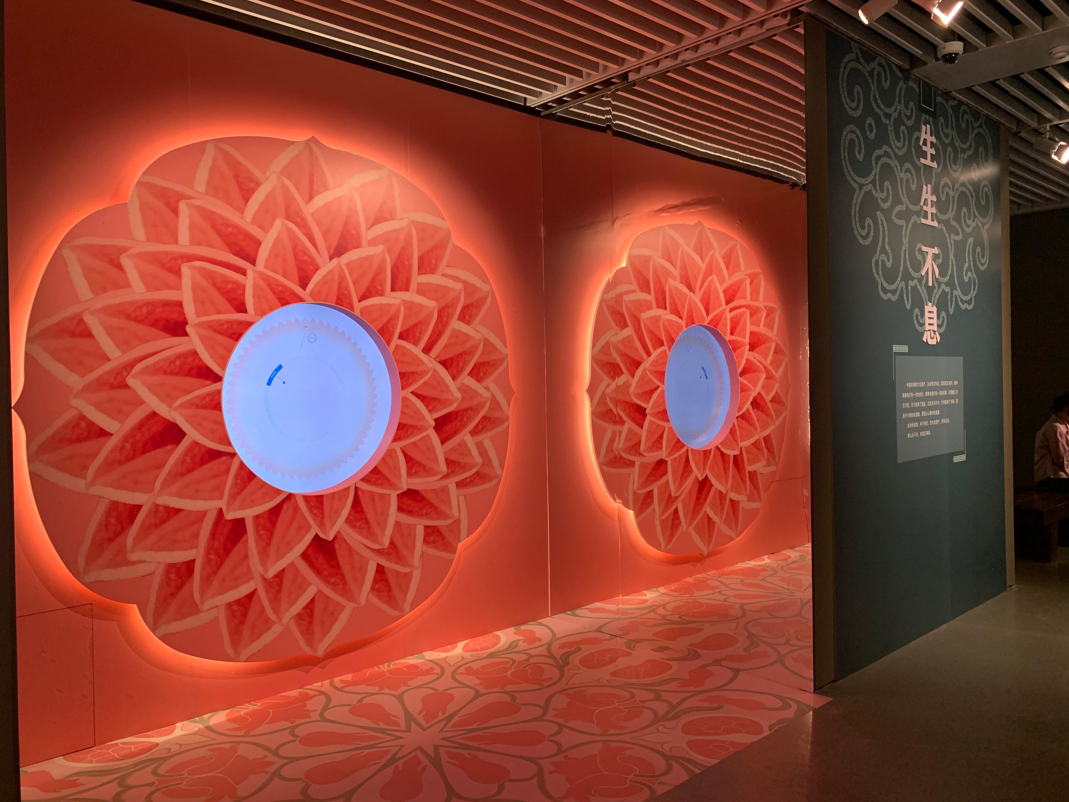 “国家级非物质文化遗产代表性传承人记录工作成果展”展览现场。人民网记者 刘颖颖摄