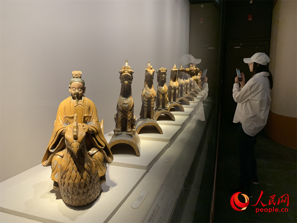 “百年守护——从紫禁城到故宫博物院”展览现场。人民网记者 刘微摄