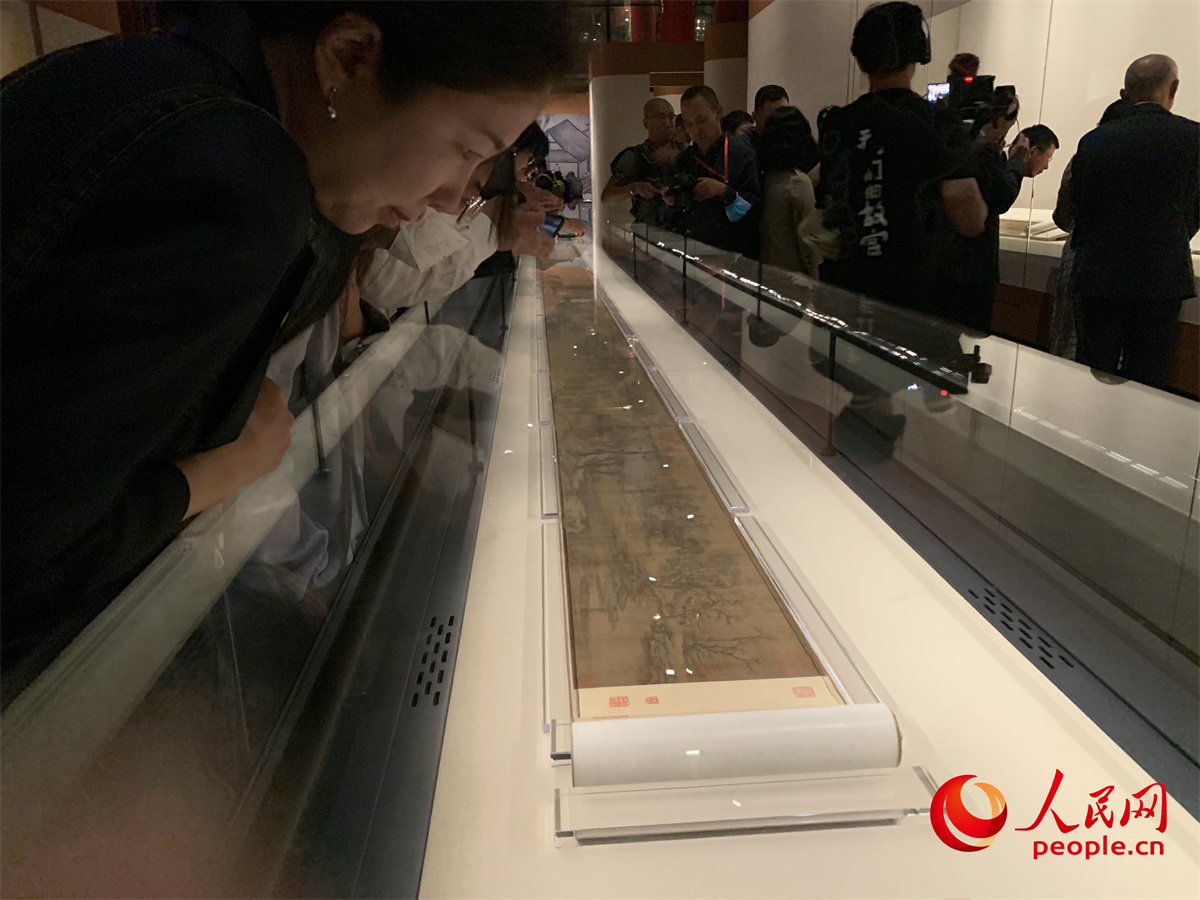 “百年守护——从紫禁城到故宫博物院”展览现场。人民网记者 刘微摄