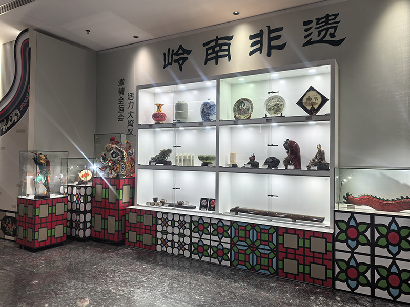 岭南非遗文化展一角。