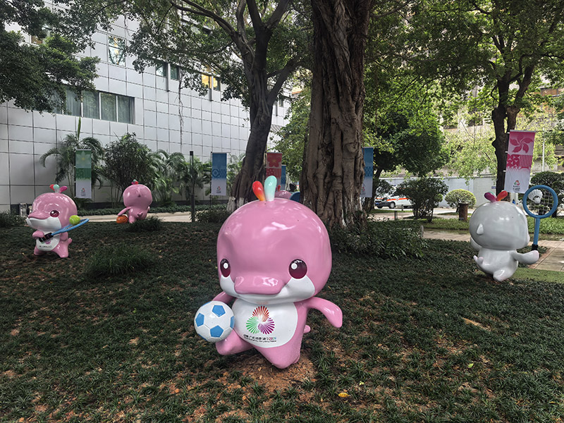 户外休闲区一角。