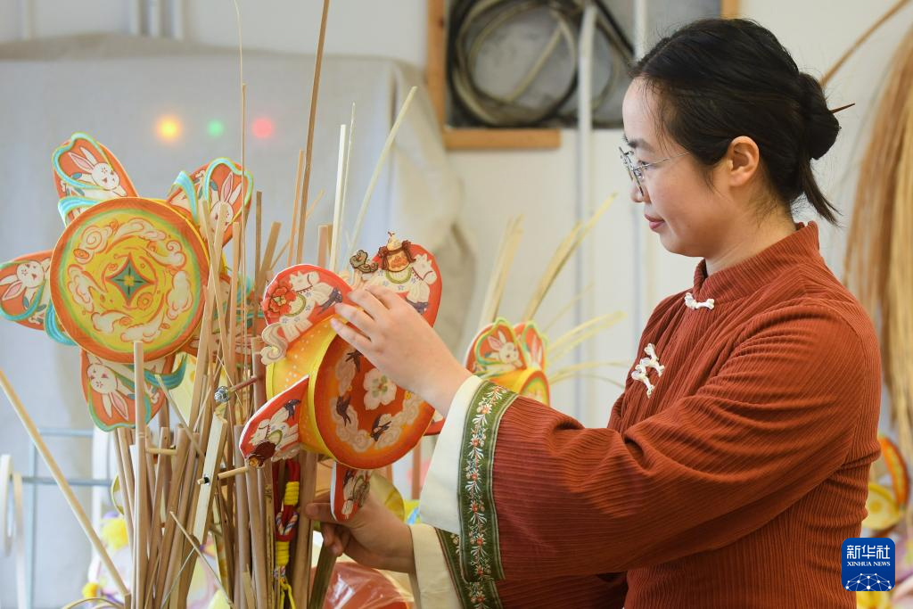 “篾匠姑娘”：把“非遗”变“国潮”【2】