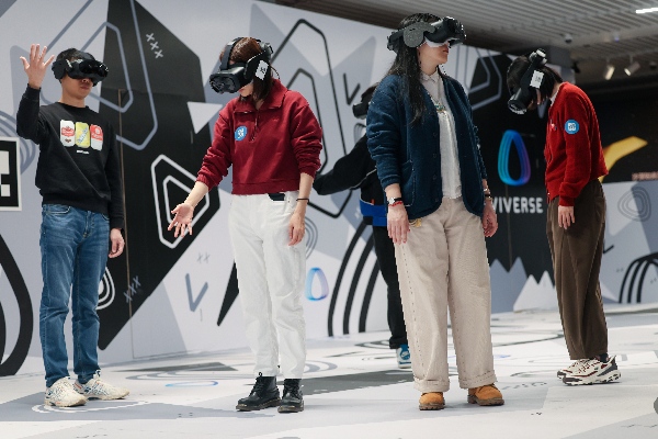 “小王子：星旅奇遇——沉浸式大空间体验展”现场（主办方供图）