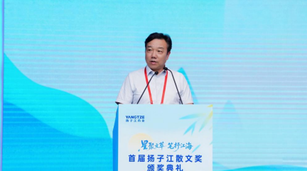 郑焱就新大众文艺分享观点。刘磊 摄