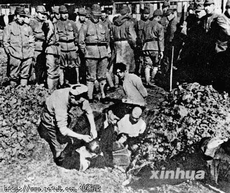 图:南京大屠杀幸存者拍摄的残杀中国平民的照