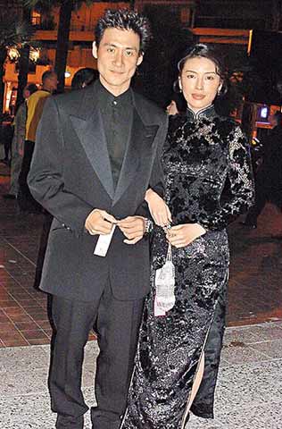 张学友妻子严重洁癖 消毒水不离身出外自备餐