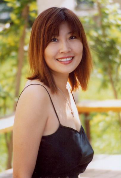 昔日情怀酒吧举办中国<em>女歌星</em>张蔷歌友会,抢座