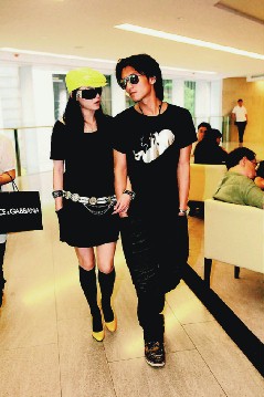 4月四川明星演唱会 张柏芝谢霆锋将同台