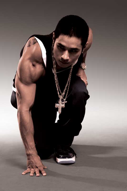 刘承俊做客人民网音乐聊吧