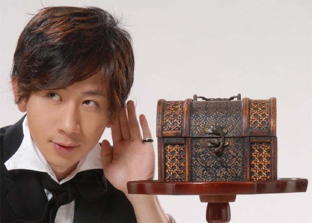 刘谦个人资料_刘谦女友王希怡资料_刘谦的