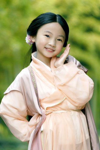 组图:林妙可现身红楼片场+小黛玉造型终亮相