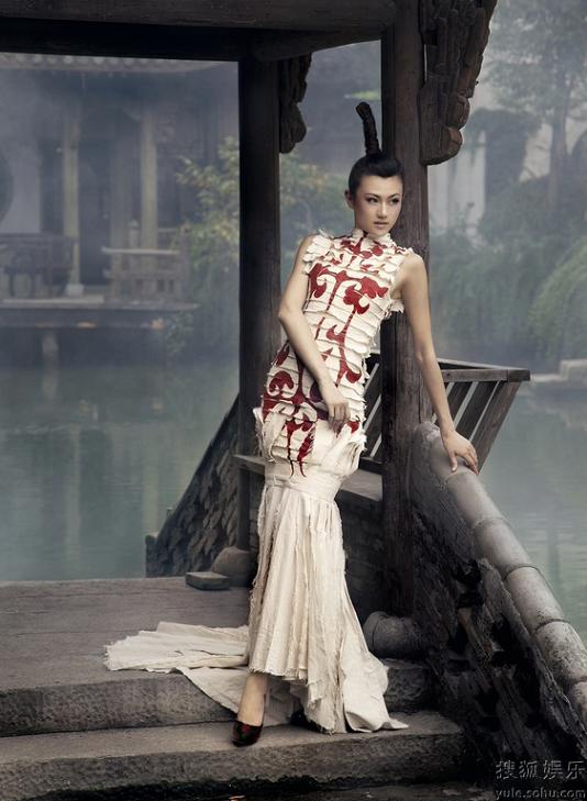 <em>东方天使</em>:哈尔滨冰雪<em>女王</em>VS杭州江南奇女子 (