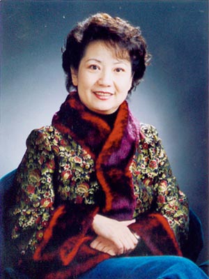 中国著名戏曲表演艺术家,国家一级演员,中国文联副主席,中国剧协副