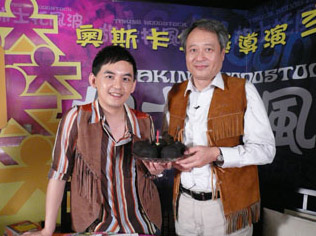 <em>李安</em>接受黄子佼专访 爆高中第一次看到<em>女生</em>腋