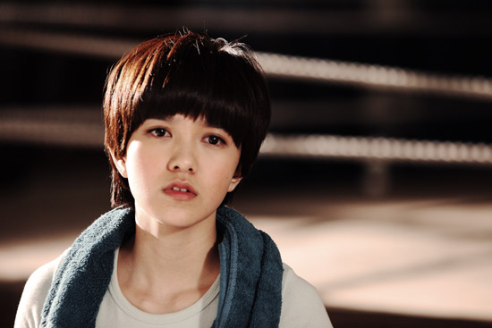 《近在咫尺的爱恋》曝剧照 郭采洁表情阴晴百