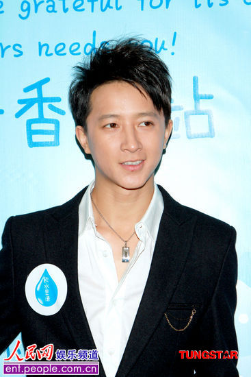 韩庚赢官司心情平静献唱公益 傅颖失恋唱歌走