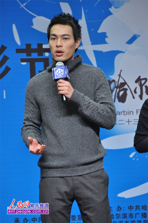  杨佑宁 求徐若瑄一吻不要片酬  范植伟 斗篷装亮