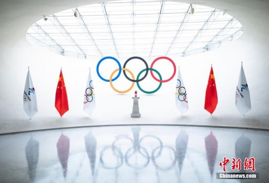 北京2022年冬奥会火种向公众展示8