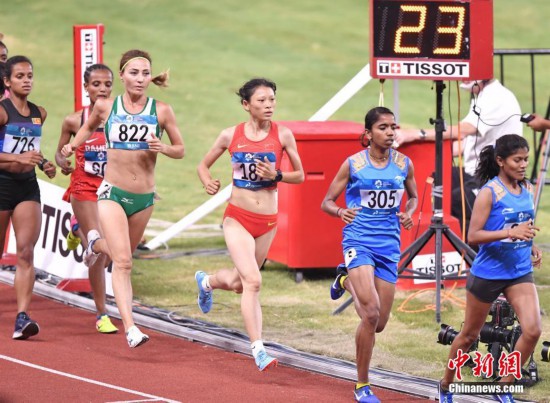 资料图：2018年8月25日，2018雅加达亚运会田径项目女子10000米决赛举行，中国选手张德顺以32分12秒78的成绩获得季军，并打破了个人最好成绩。<a target='_blank'  data-cke-saved-href='/' href='/'><p  align=