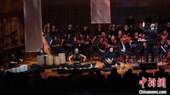 第20届西安国际音乐节4日晚间启幕，谭盾带来大自然三部曲《水・风・陶》。 西安音乐厅供图