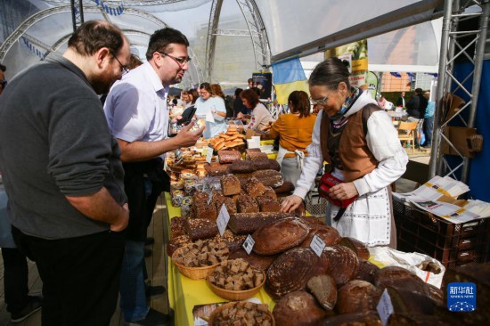 比利时布鲁塞尔举行面包节
