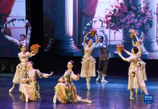 白俄罗斯芭蕾剧目《睡美人》在乌鲁木齐上演