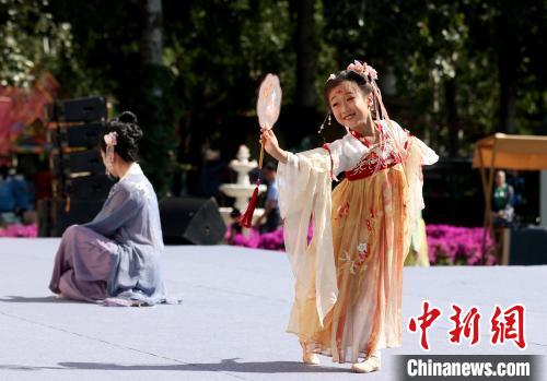 古风国潮“漫”华夏 传统文化唱“新声”