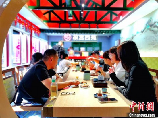 假日期间辽宁红色旅游持续升温 文化大餐助力深度游